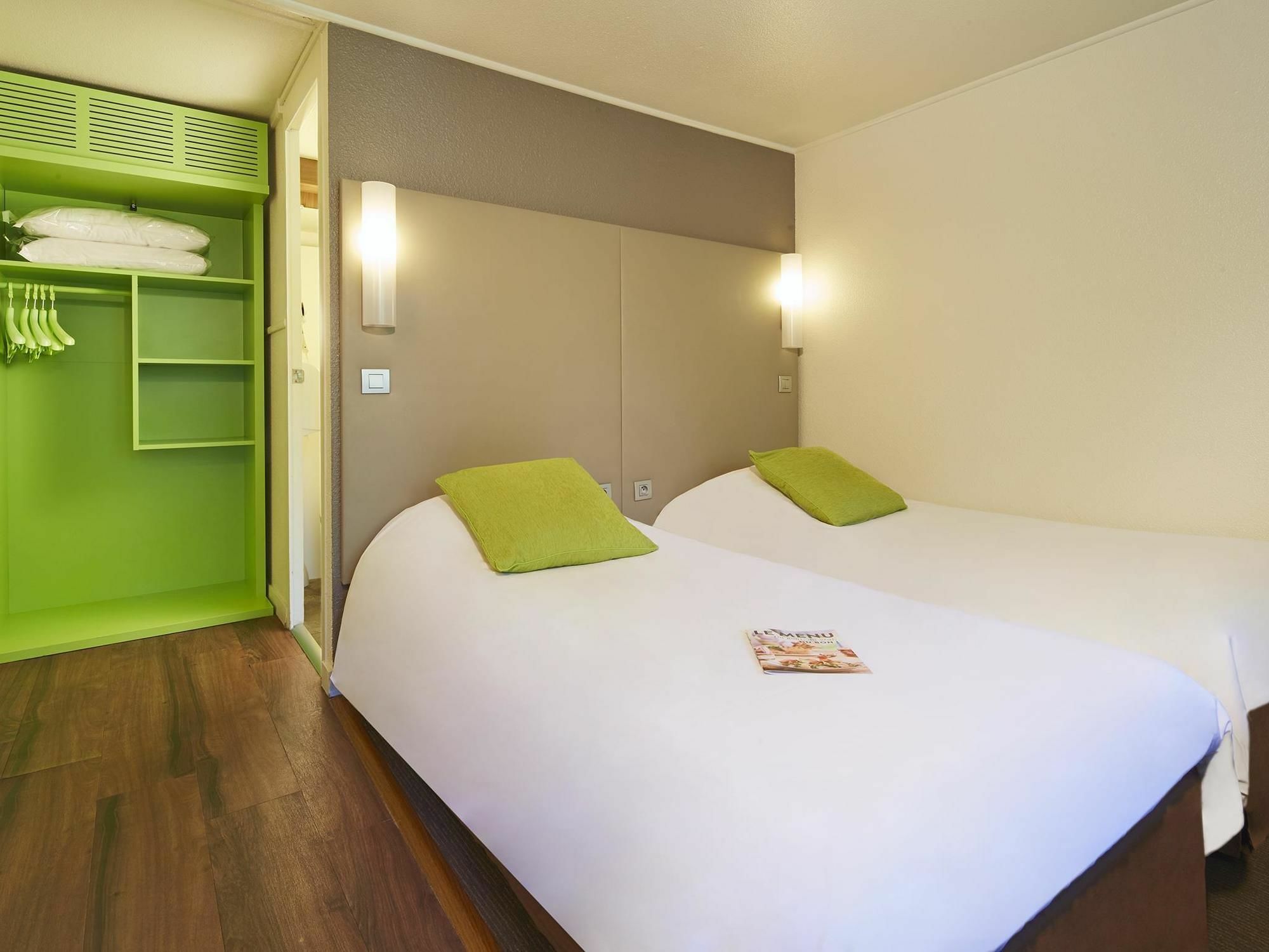 Hotel Campanile Orleans - La Source Exterior foto